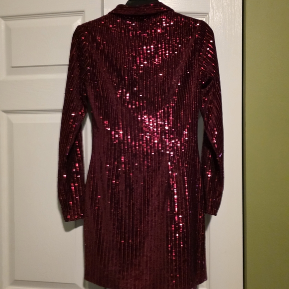 Glamorous Long Sleeve Burgundy Sequin Dress - Picture 10 of 10